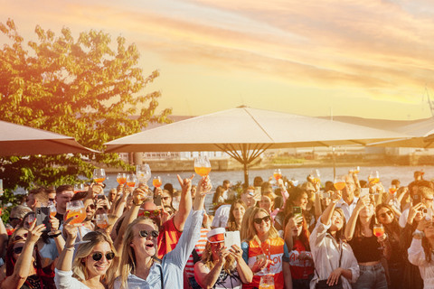 APEROL SUNday VIBES 2026 – Aaron